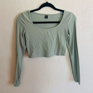 Cute green long sleeve